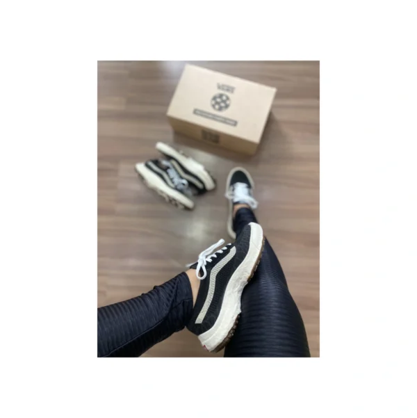 Tênis Feminino Van UltraRange VR3 - Imagem 16