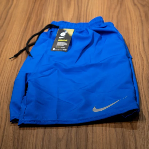 Short Masculino Ni Logo Refletivo com Bolso - Imagem 12
